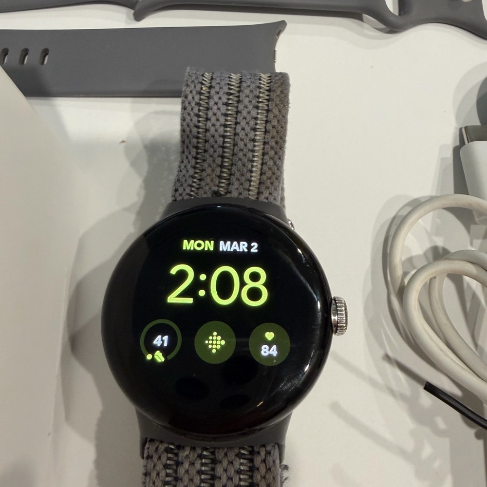 Google Smartwatch with Gray Band